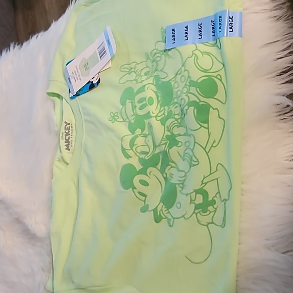 NWT Ladies Mickey Mouse Tee - Picture 3 of 3